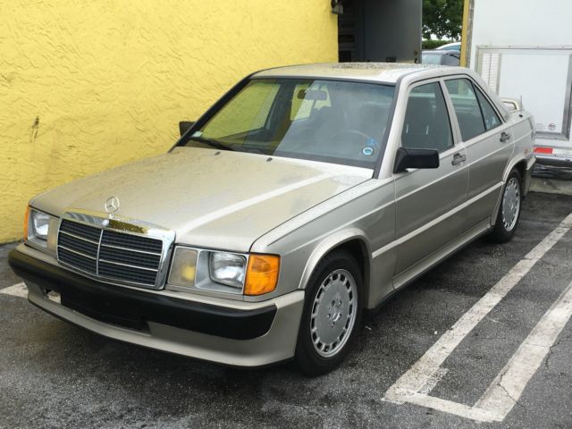 1986 Mercedes-Benz 190-Series - photo 2