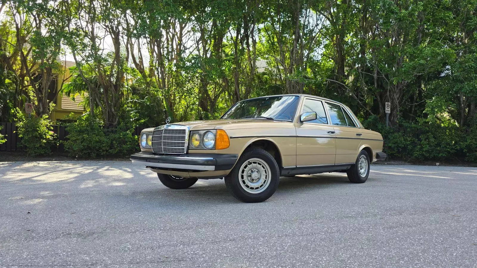 1 Owner. Original Paint. 1984 Mercedes Benz 300D Turbo Diesel W123 OM617 1984 Mercedes-Benz 300-Series 300D. 1 Owner. Original Paint