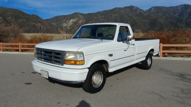 1992 Ford F-150 Custom - photo 2