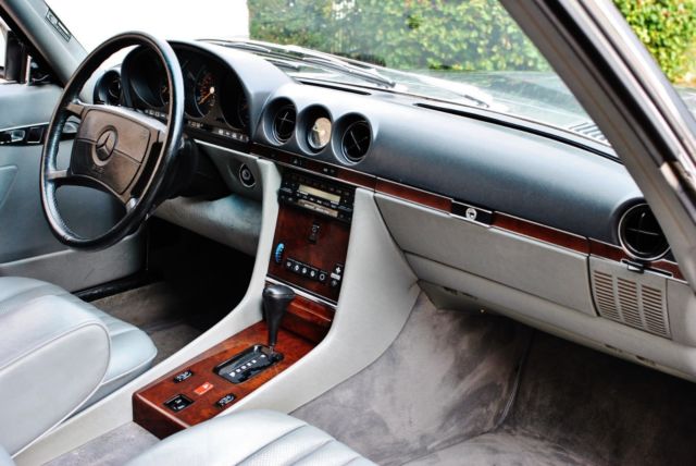 1989 Mercedes-Benz SL-Class 560SL Low Miles Hard & Soft Top - photo 6