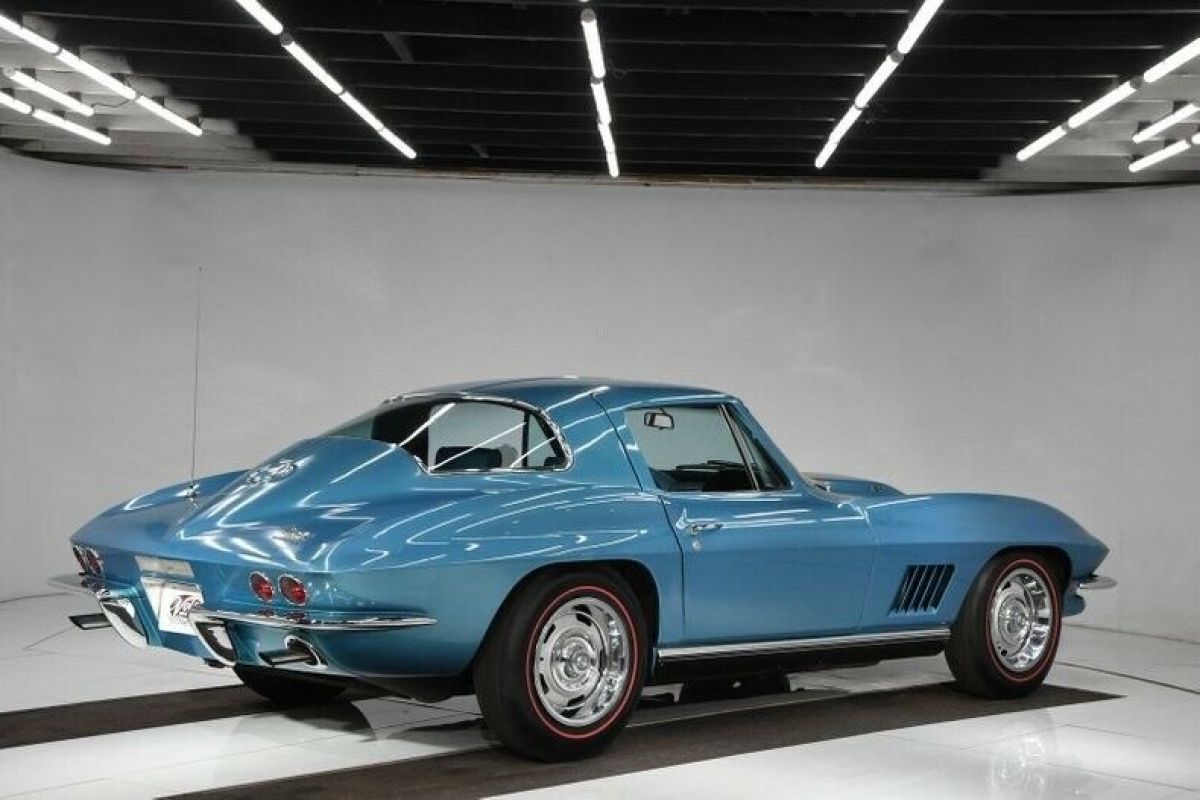 1967 Chevrolet Corvette - photo 3