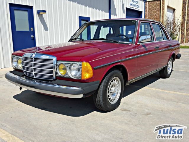 1 Owner Survivor Serviced Turbo Diesel TD Sunroof W123 Chassis Great Condition 1985 Mercedes-Benz 300-Series 300D Sedan