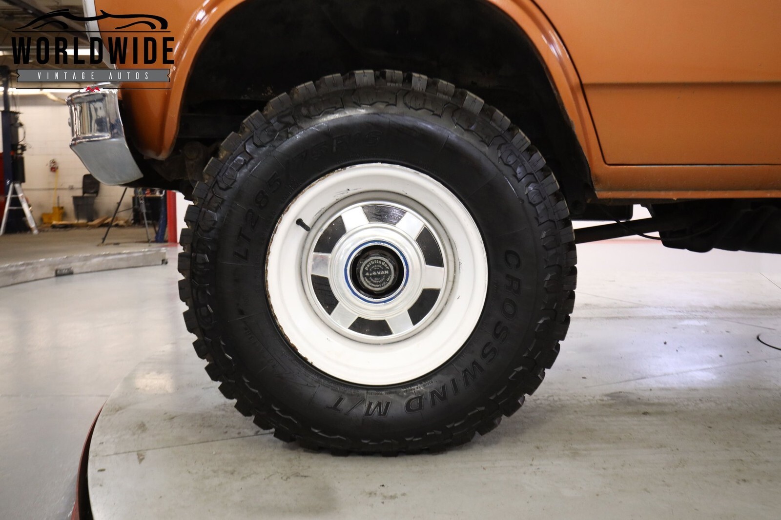 1981 GMC Vandura - photo 10