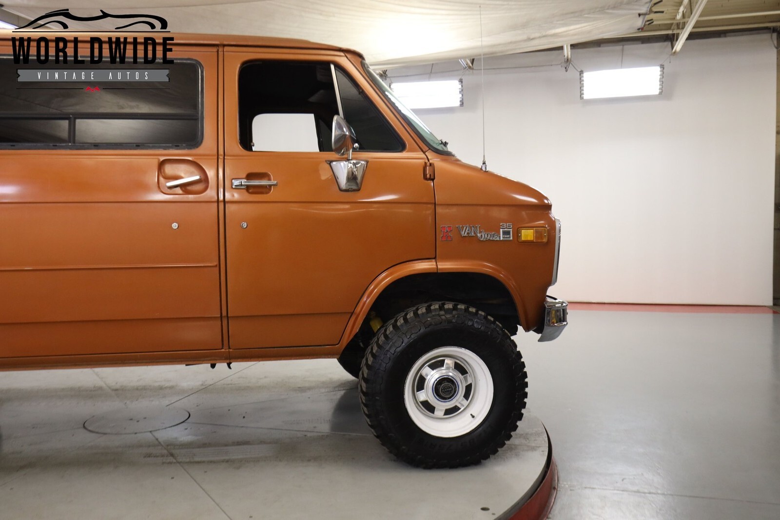 1981 GMC Vandura - photo 6