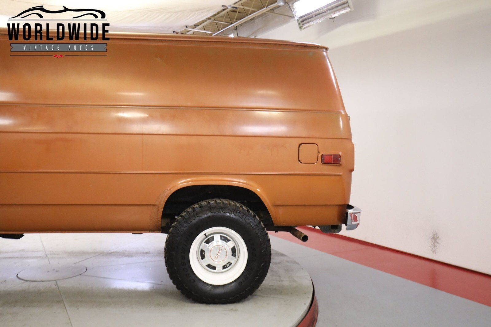 1981 GMC Vandura - photo 8