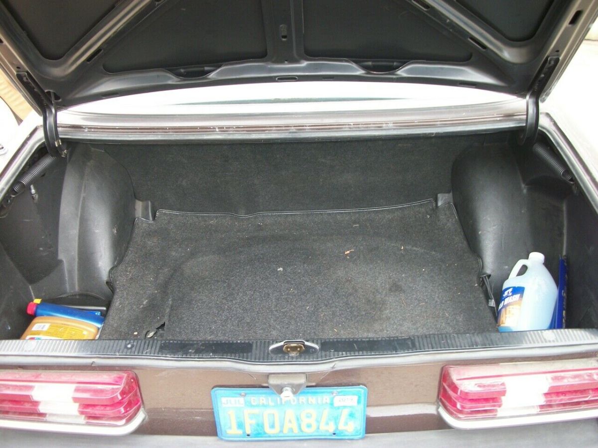 1982 Mercedes-Benz 300 TD - photo 12