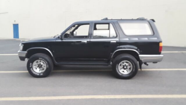 1-OWNER...1992 Toyota 4Runner SR5..5-Speed...4x4..NO RESERVE 1992 Toyota 4Runner SR5