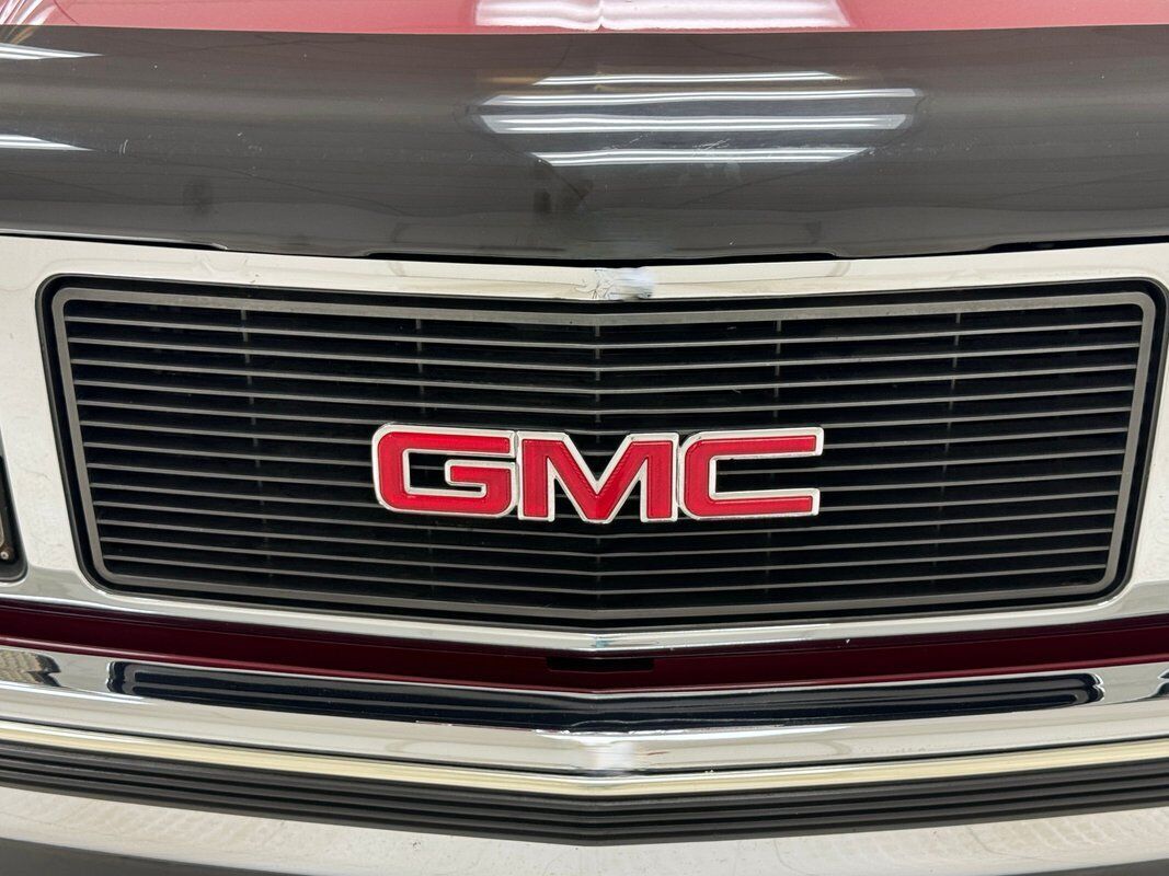 1988 GMC 1500 SLE Sierra 4x4 Long Bed Pickup - photo 9