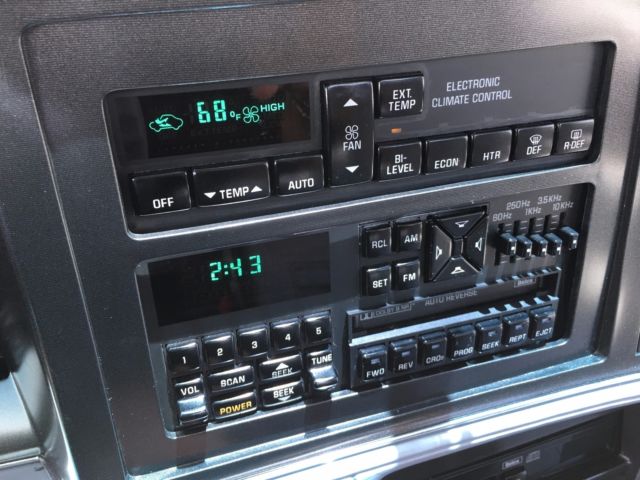 1991 Buick Reatta LUXURY SPORTS TOURING COUPE - photo 11