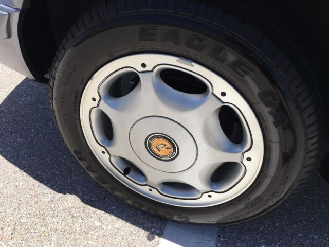 1991 Buick Reatta LUXURY SPORTS TOURING COUPE - photo 6