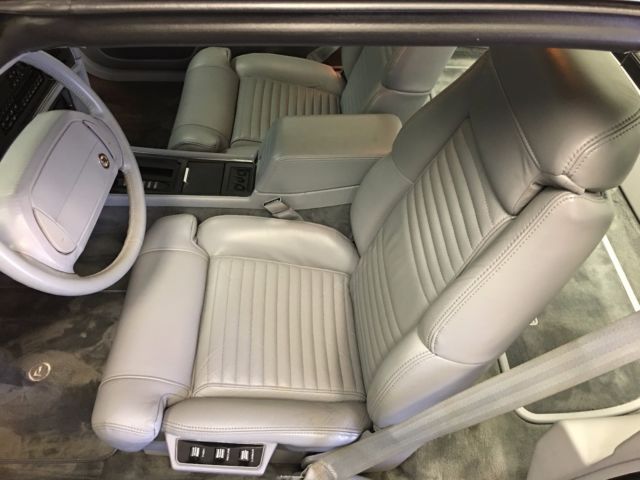 1991 Buick Reatta LUXURY SPORTS TOURING COUPE - photo 8