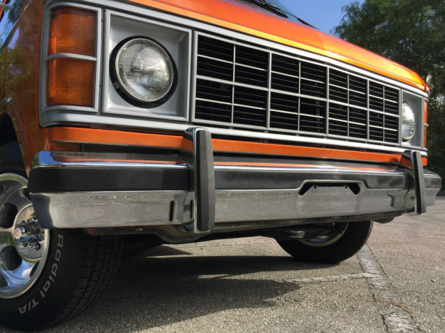 1983 Dodge Ram Van B150 CUSTOM SHOW STREET VAN CLOCKWORK ORANGE - photo 6