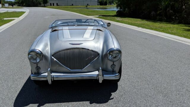 1956 Austin Healey 100 - photo 2