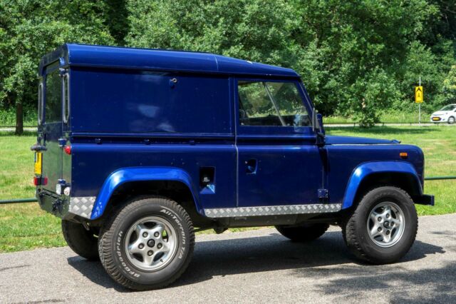 1987 Land Rover Defender LHD, 100% original and rust free - photo 2
