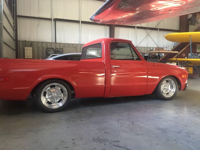 100% rust free 1971 GMC C-10 SWB. - 350 small block - 700R4 automatic 1971 Chevrolet C-10