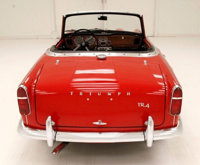 1963 Triumph TR4 Cabriolet - photo 4