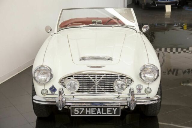 1957 Austin Healey 100/6 BN4 Roadster -- - photo 4