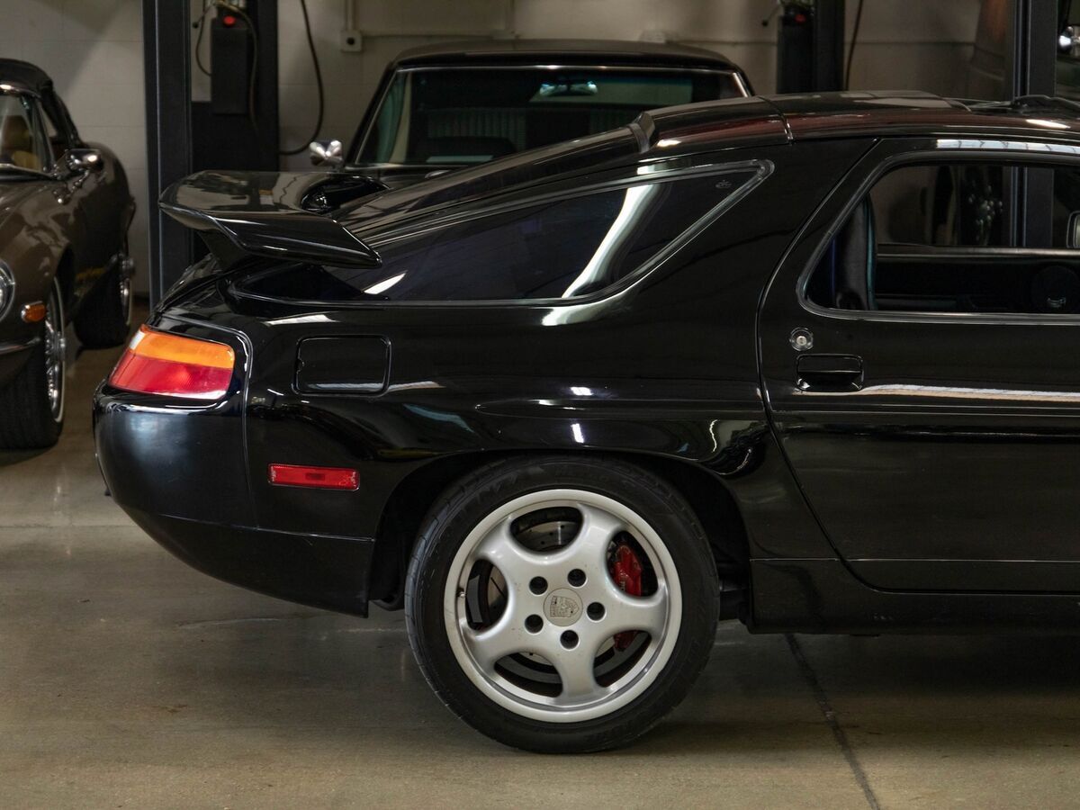 1987 Porsche 928 S4 5 speed manual Coupe S4 - photo 2