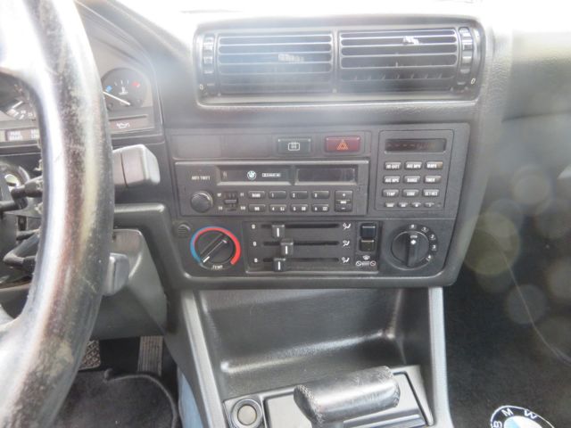 1990 BMW 3-Series - photo 6