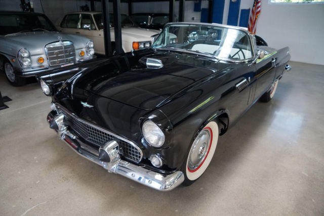 1956 Ford Thunderbird Black & White - photo 3