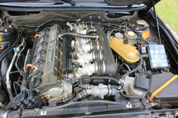 1988 BMW M5 - photo 11