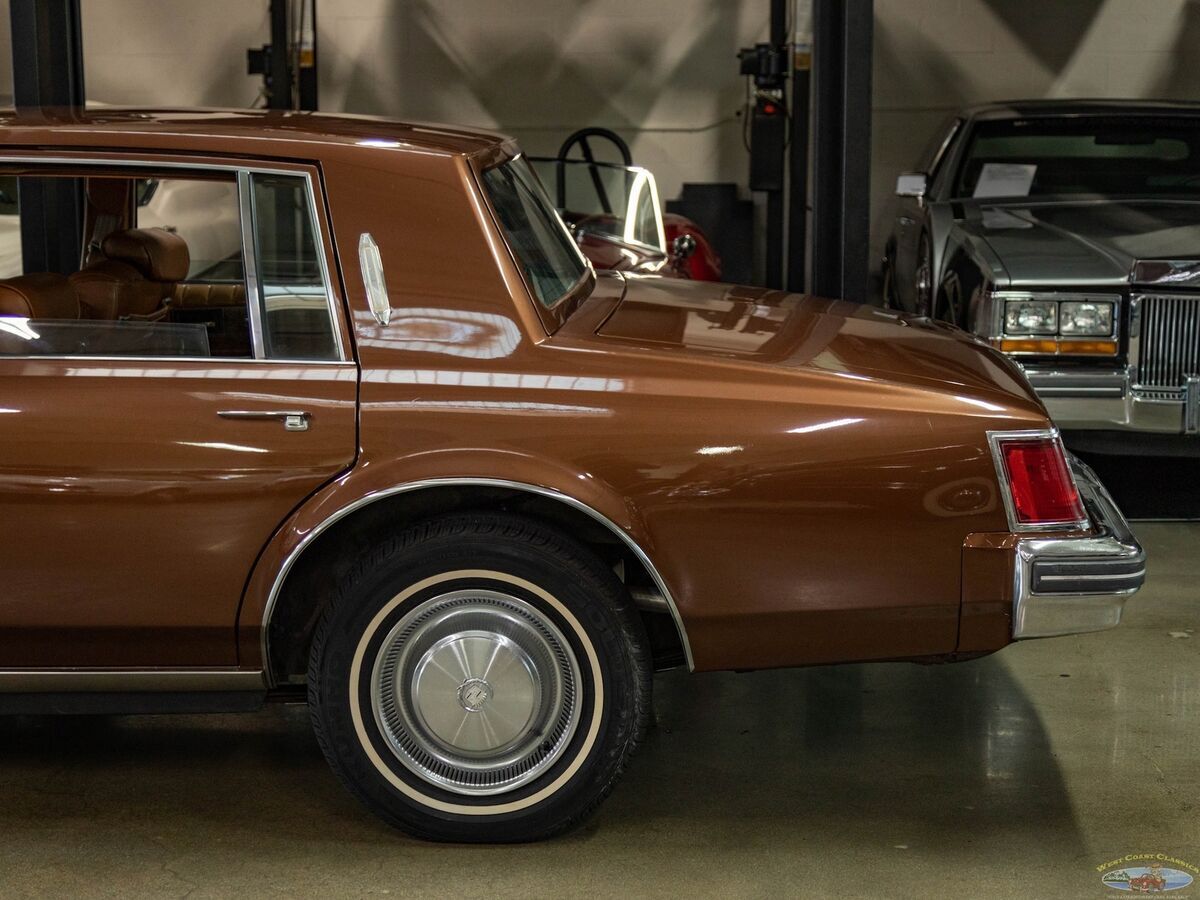 1979 Cadillac Seville V8 4 Door Sedan - photo 7