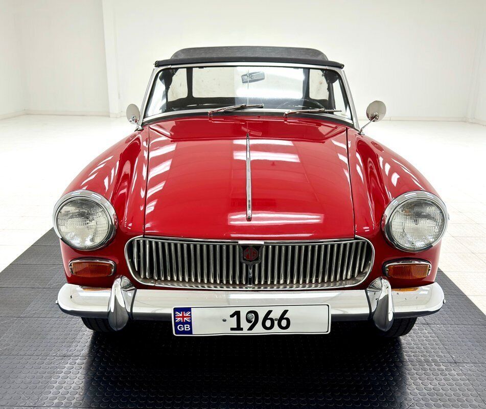 1966 MG Midget Roadster - photo 8