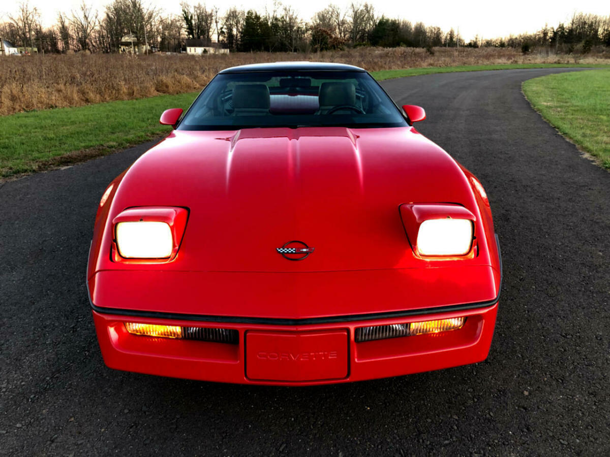 1989 Chevrolet Corvette 2dr Coupe Hatchback - photo 7