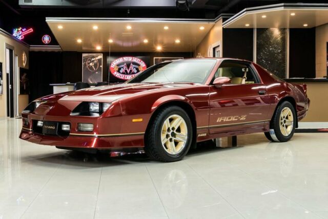 10k Actual Miles! 5.7L / 350ci V8, Automatic, 1 Owner, Clean History, IROC Z28 1987 Chevrolet Camaro IROC Z28