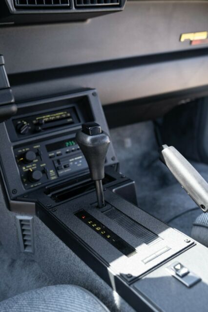 1992 Chevrolet Camaro 2DR - photo 2