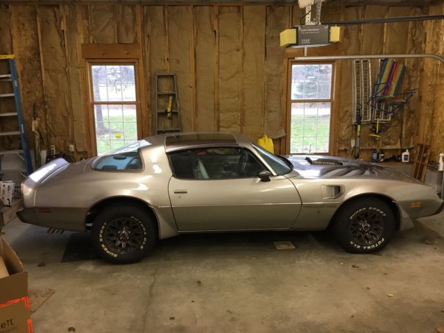 1979 Pontiac Trans Am 10th anniversary pace car - photo 10