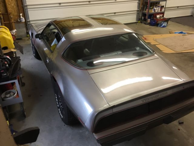 1979 Pontiac Trans Am 10th anniversary pace car - photo 2