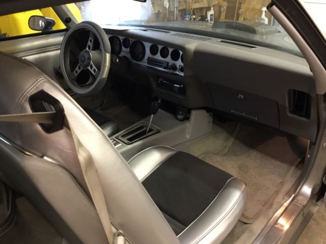 1979 Pontiac Trans Am 10th anniversary pace car - photo 4