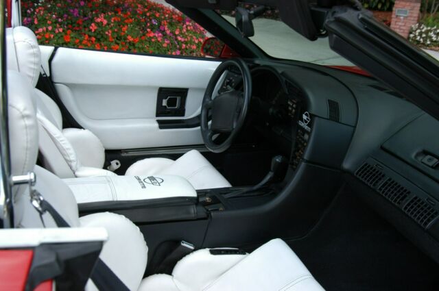 1992 Chevrolet Corvette Convertible - photo 3