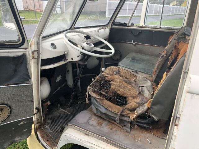 1966 Volkswagen Transporter - photo 9