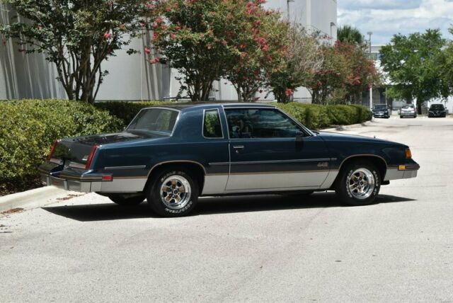 1987 Oldsmobile 442 -- - photo 8