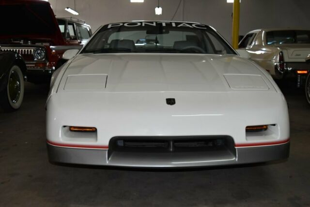1984 Pontiac Fiero Indy Pace Car Edition - photo 4