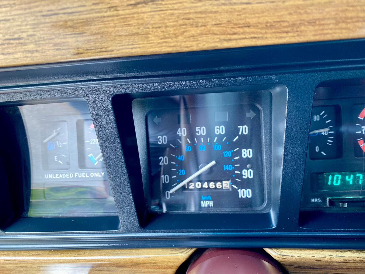 1987 Jeep Wagoneer - photo 6