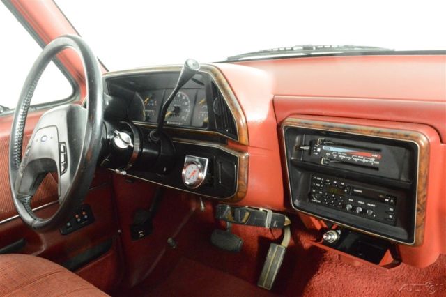 1989 Ford F-150 XLT Lariat Regular Cab Truck - photo 10