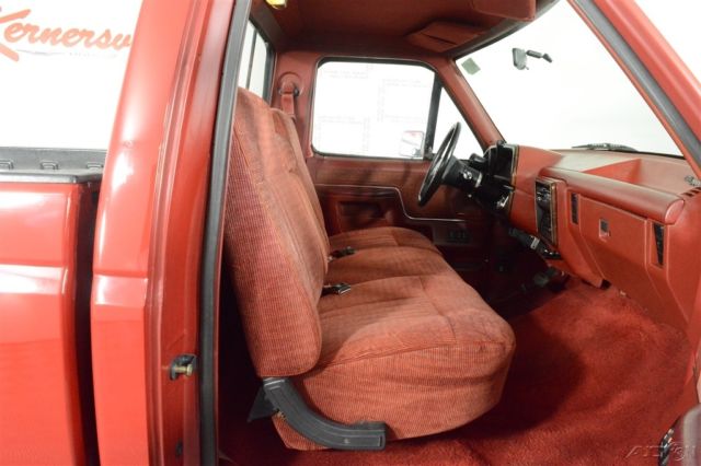 1989 Ford F-150 XLT Lariat Regular Cab Truck - photo 13