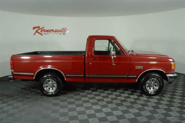 1989 Ford F-150 XLT Lariat Regular Cab Truck - photo 9