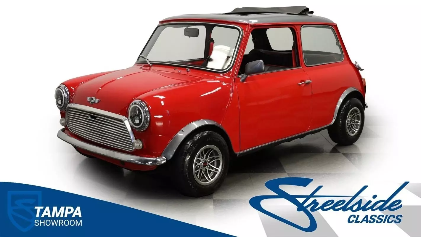 1272 CC INLINE 4 4 SPEED MANUAL FRONT DISC COLD A/C UPDATED INTERIOR TWO TONE PA 1974 Mini 1275 GT