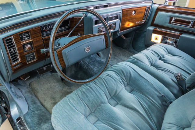 1978 Cadillac Fleetwood - photo 2