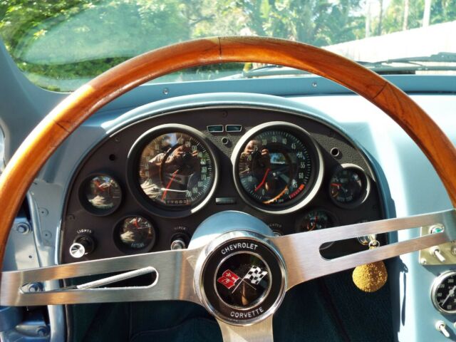 1963 Chevrolet Corvette Grand Sport Replica - photo 9