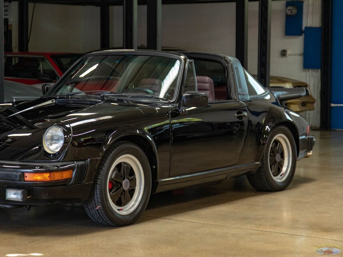 1983 Porsche 911 Targa 5 spd Coupe - photo 9