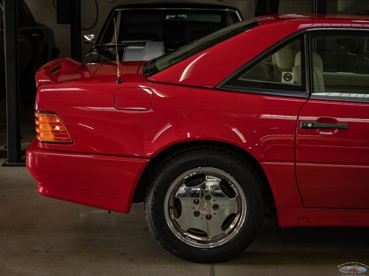 1991 Mercedes-Benz 300SL Class with 13K original miles - photo 2