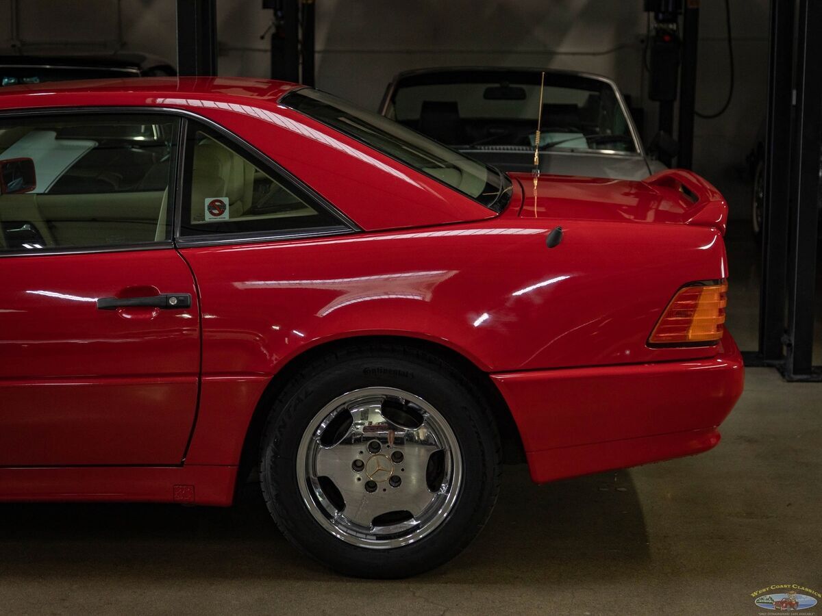 1991 Mercedes-Benz 300SL Class with 13K original miles - photo 7
