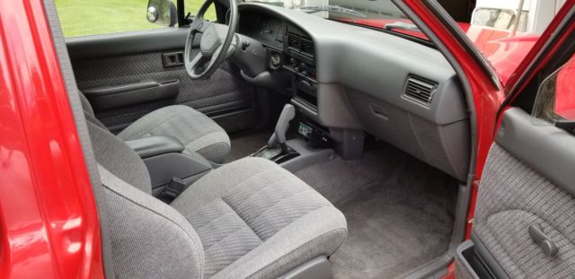 1992 Toyota Tacoma SR5 - photo 3