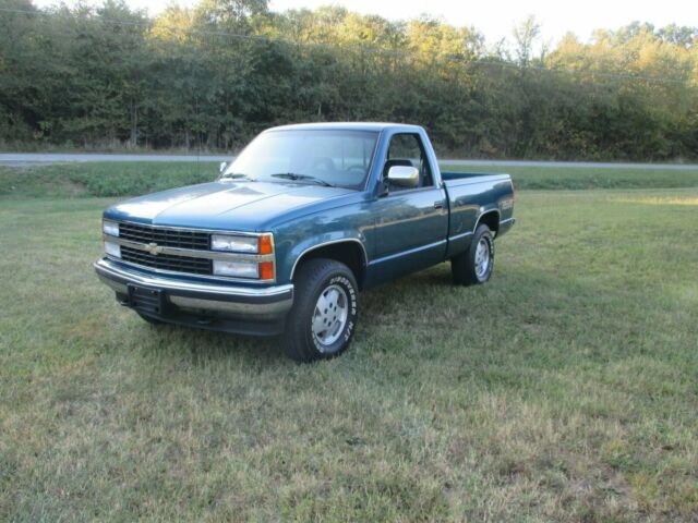 1992 Chevrolet C/K Pickup 1500 4X4 silverado
