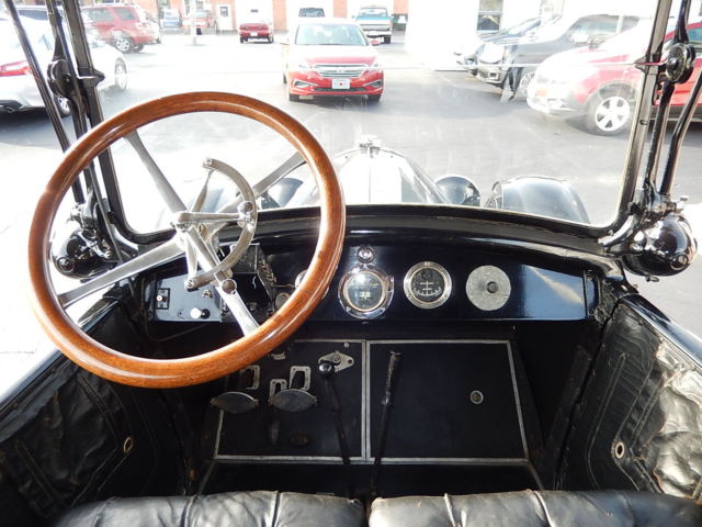 1914 Willys Overland Model 79 Touring - photo 3